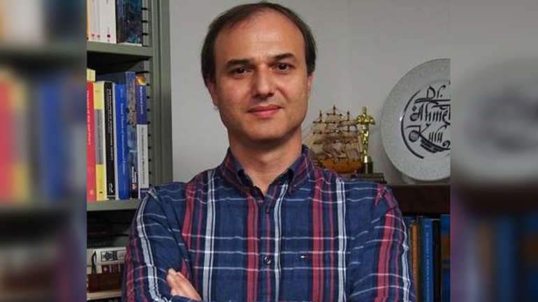 Ahmet T. Kuru: Samo politički i finansijski nezavisna ulema može donijeti promjene